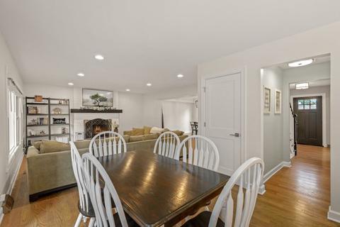 1291 W Bauer Rd, Naperville, IL 60563 photo 14