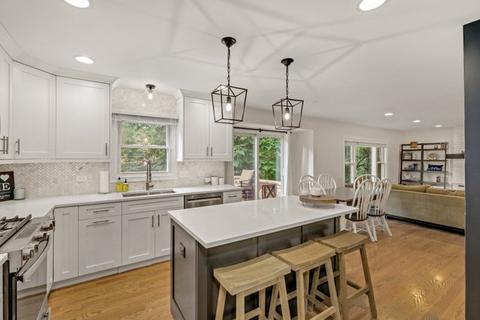 1291 W Bauer Rd, Naperville, IL 60563 photo 16