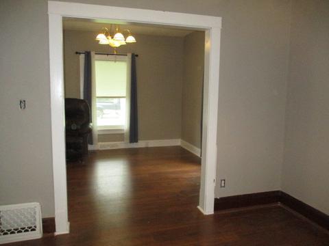 829 S Evergreen Ave, Kankakee, IL 60901 photo 6
