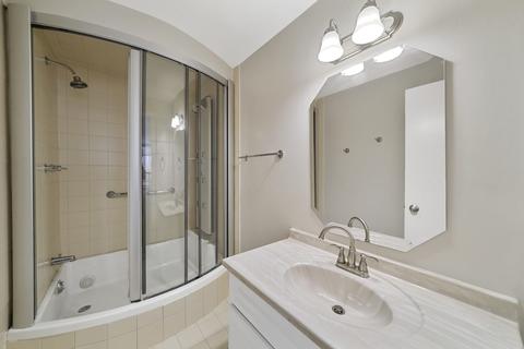 110 E Delaware Pl #1901, Chicago, IL 60611 photo 27