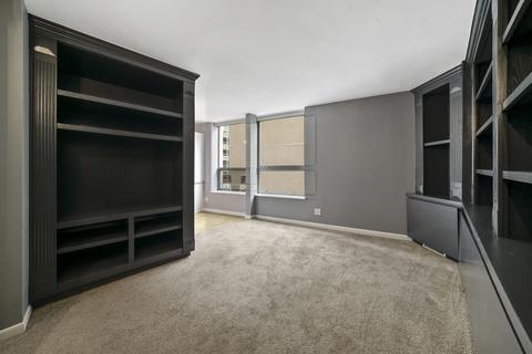 110 E Delaware Pl #1901, Chicago, IL 60611 photo 25