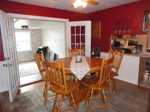 604 Johnson Ave, Morris, IL 60450 photo 9