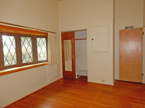 2072 Fox Ln, Des Plaines, IL 60018 photo 9