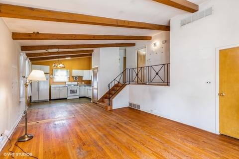 2072 Fox Ln, Des Plaines, IL 60018 photo 2