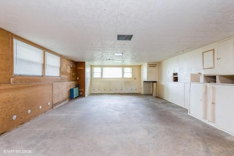 2072 Fox Ln, Des Plaines, IL 60018 photo 13