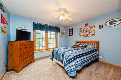 2041 Tunbridge Trl, Algonquin, IL 60102 photo 13
