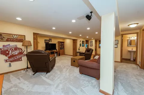 2041 Tunbridge Trl, Algonquin, IL 60102 photo 17