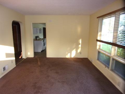 1001 S Wright St, Bloomington, IL 61701 photo 3