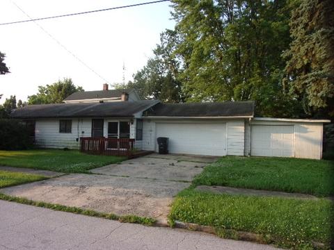 1001 S Wright St, Bloomington, IL 61701 photo 1