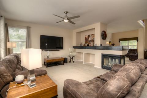 2011 Crooked Tree Ct, Mchenry, IL 60050 photo 11