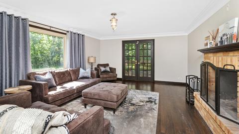 4765 Forest View Dr, Northbrook, IL 60062 photo 8