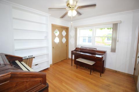 11313 S Sawyer Ave, Chicago, IL 60655 photo 11