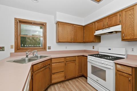 721 Cooper Ct E, Aurora, IL 60504 photo 6