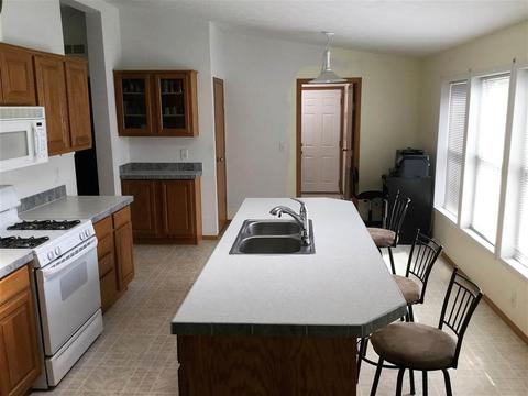 2107 Iris Ave, Belvidere, IL 61008 photo 3