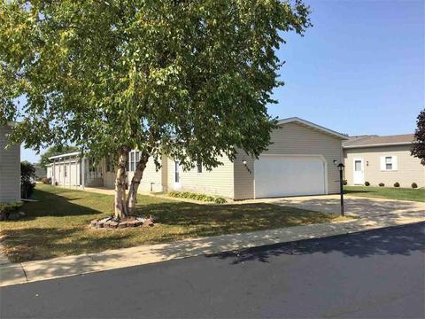 2107 Iris Ave, Belvidere, IL 61008 photo 2