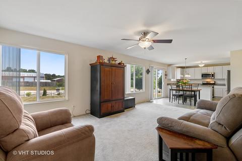 822 Limerick Ln, Mchenry, IL 60050 photo 8