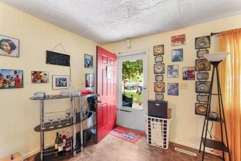 3 Tudor Ct, Champaign, IL 61821 photo 7