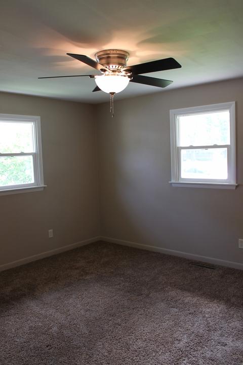 620 Juniper Ln, Bradley, IL 60915 photo 12