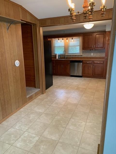 407 E Washington St, Le Roy, IL 61752 photo 15
