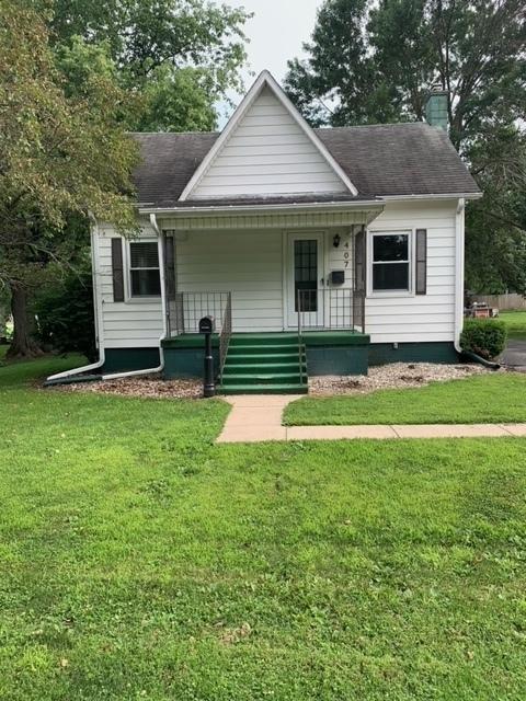 407 E Washington St, Le Roy, IL 61752 photo 1