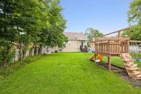 9105 Roach Ave, Brookfield, IL 60513 photo 16