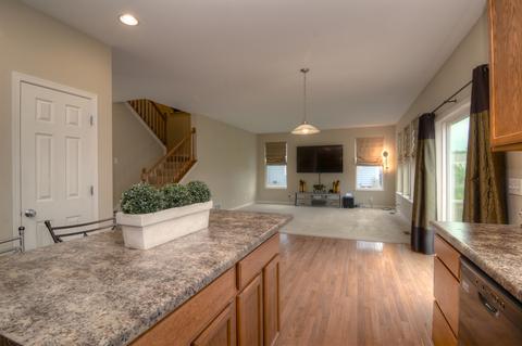 2012 Lucca Dr, Elgin, IL 60123 photo 9