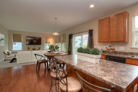 2012 Lucca Dr, Elgin, IL 60123 photo 8