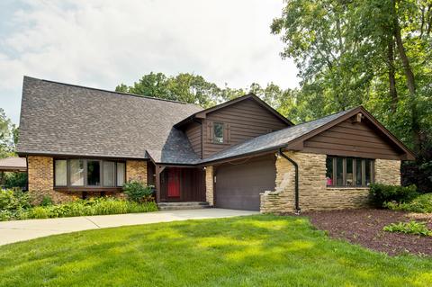 375 Jervey Ln, Bartlett, IL 60103 photo 2
