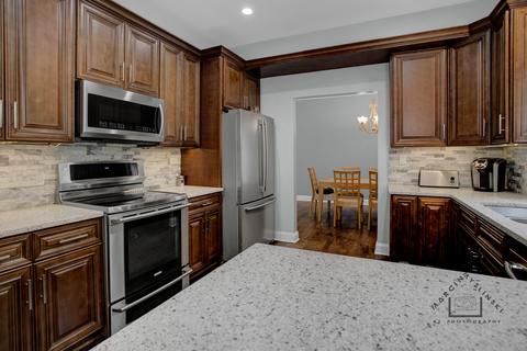 705 Old Oak Cir, Algonquin, IL 60102 photo 13