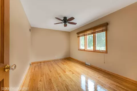 32 W440 Derby Ln, Wayne, IL 60184 photo 13