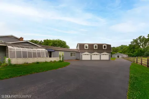 32 W440 Derby Ln, Wayne, IL 60184 photo 4