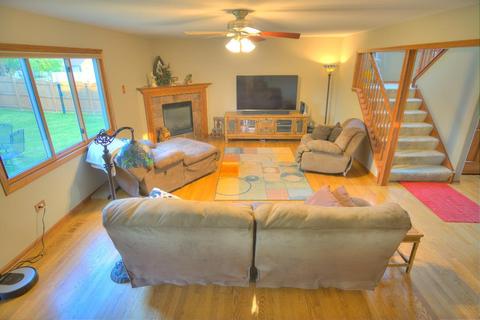 704 Casey Dr, Minooka, IL 60447 photo 7