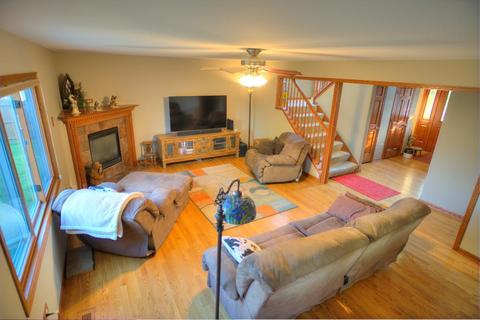704 Casey Dr, Minooka, IL 60447 photo 6