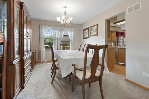 1785 Devonshire Ct, Elgin, IL 60123 photo 6