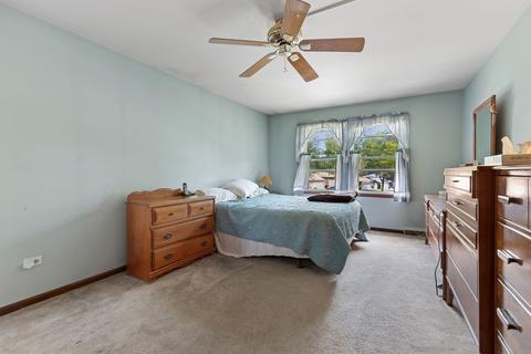 1785 Devonshire Ct, Elgin, IL 60123 photo 12