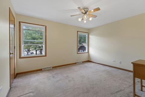 1785 Devonshire Ct, Elgin, IL 60123 photo 14