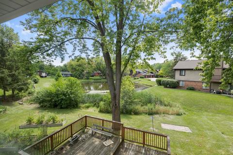 1785 Devonshire Ct, Elgin, IL 60123 photo 2