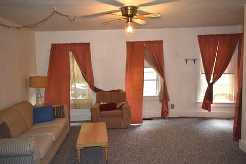 108 W 5th St, Gridley, IL 61744 photo 5