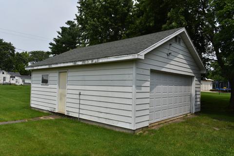 108 W 5th St, Gridley, IL 61744 photo 19