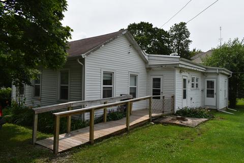 108 W 5th St, Gridley, IL 61744 photo 22