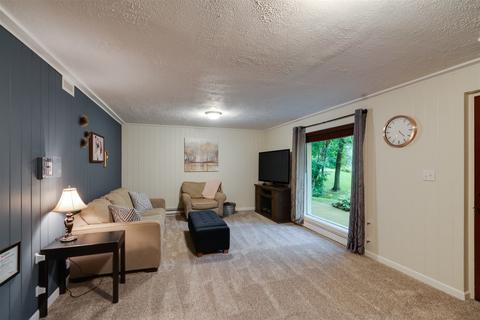 8725 Camp Rd, Bloomington, IL 61705 photo 6