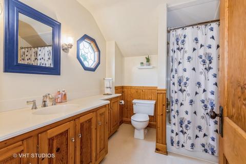 710 5th St, Aurora, IL 60505 photo 9