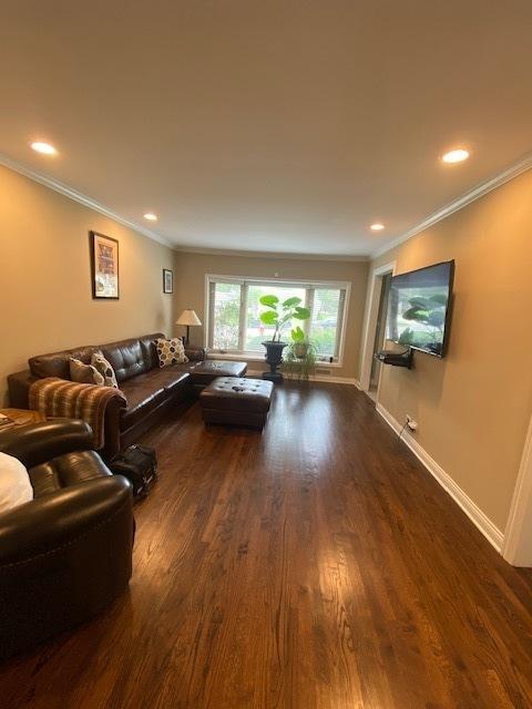 1207 Webster Ln, Des Plaines, IL 60018 photo 4