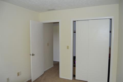 1540 Hunt Dr #D, Normal, IL 61761 photo 12