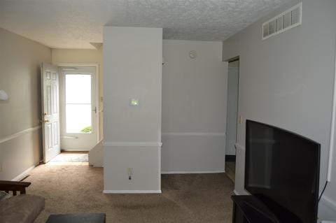 1540 Hunt Dr #D, Normal, IL 61761 photo 4