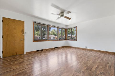 434 E Palmer Ave, Addison, IL 60101 photo 3