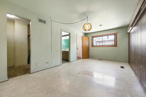 434 E Palmer Ave, Addison, IL 60101 photo 12