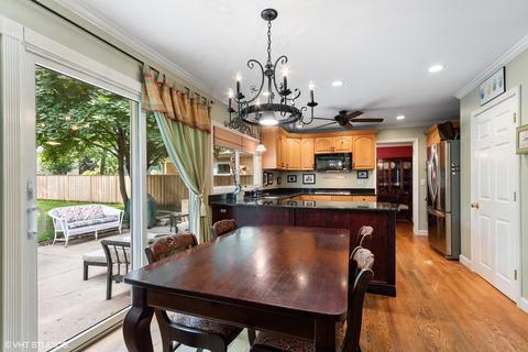 207 E Hillside Ave, Barrington, IL 60010 photo 7