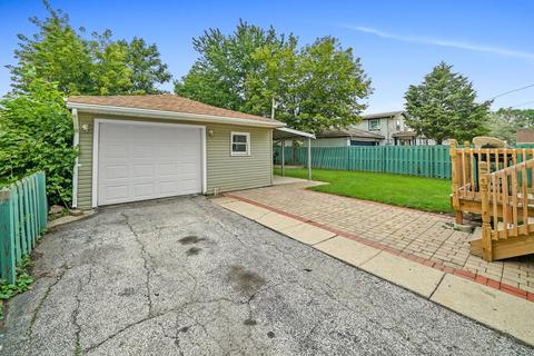 7626 S Odell Ave, Bridgeview, IL 60455 photo 17