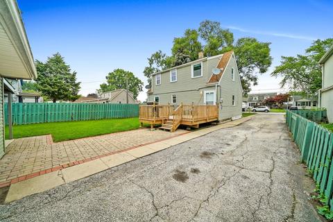 7626 S Odell Ave, Bridgeview, IL 60455 photo 18